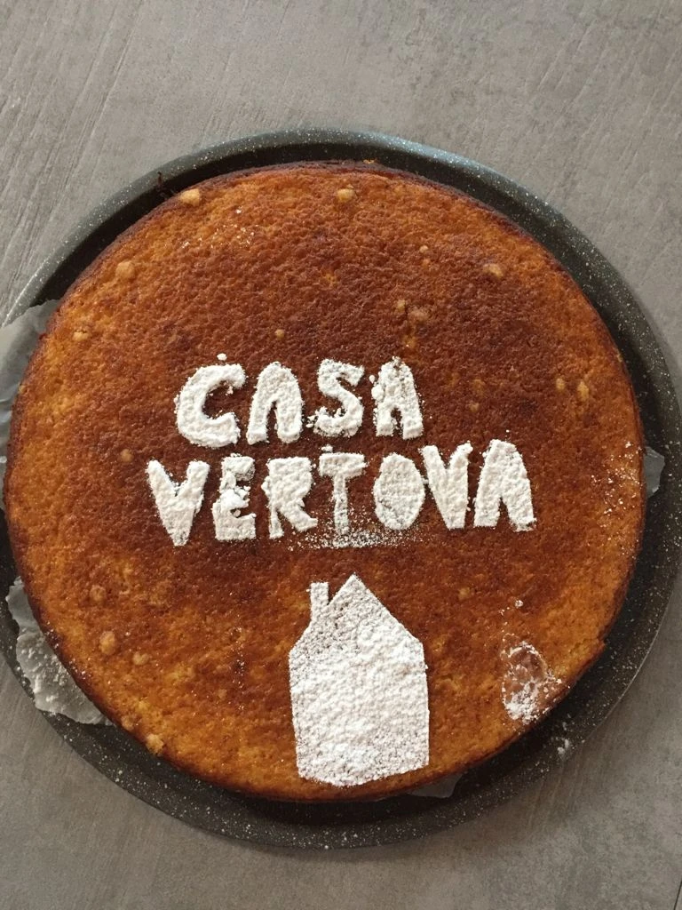 La via di Casa Vertova